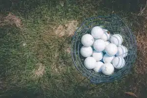 Read more about the article 9 Top Golf Balls for Different Skill Levels in Palm Beach Gardens, FL